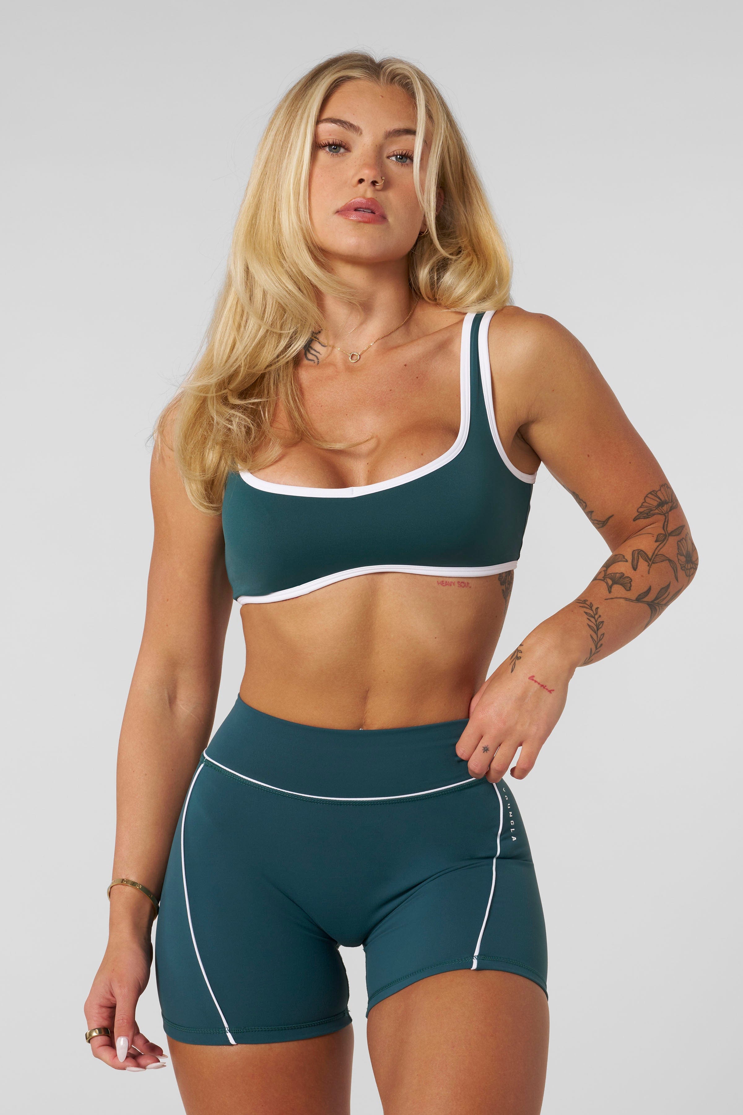 W161 - Elevate outline Shorts 5