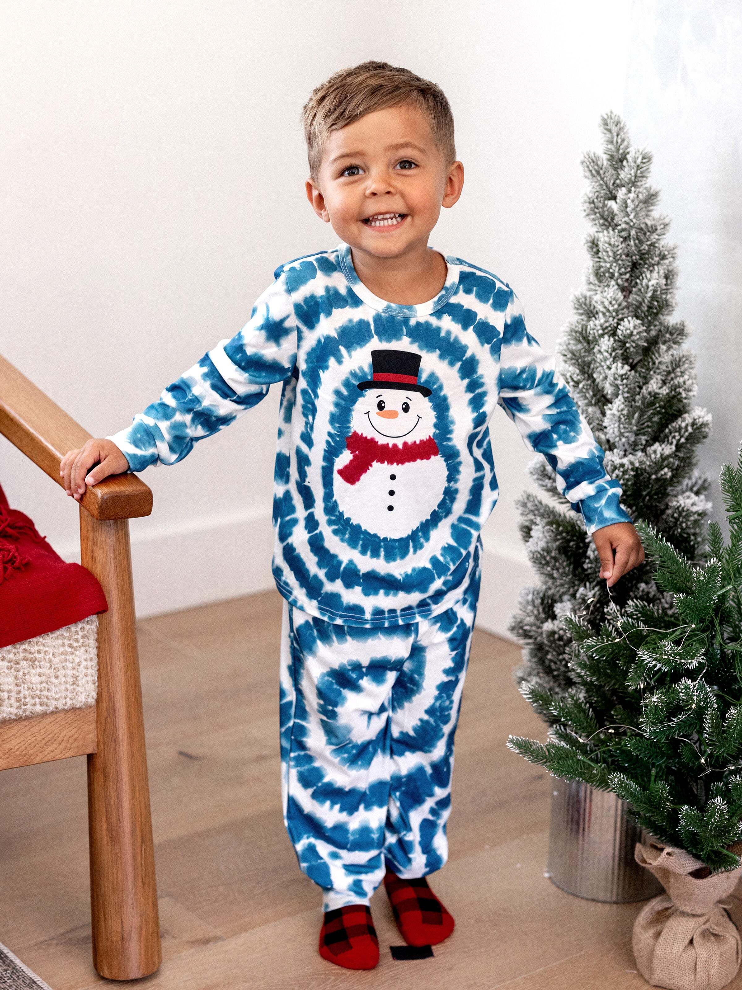 Christmas Matching Family Pajamas Set Tie-dye Snowman Print Blue PJS with Christmas Socks Deep Blue