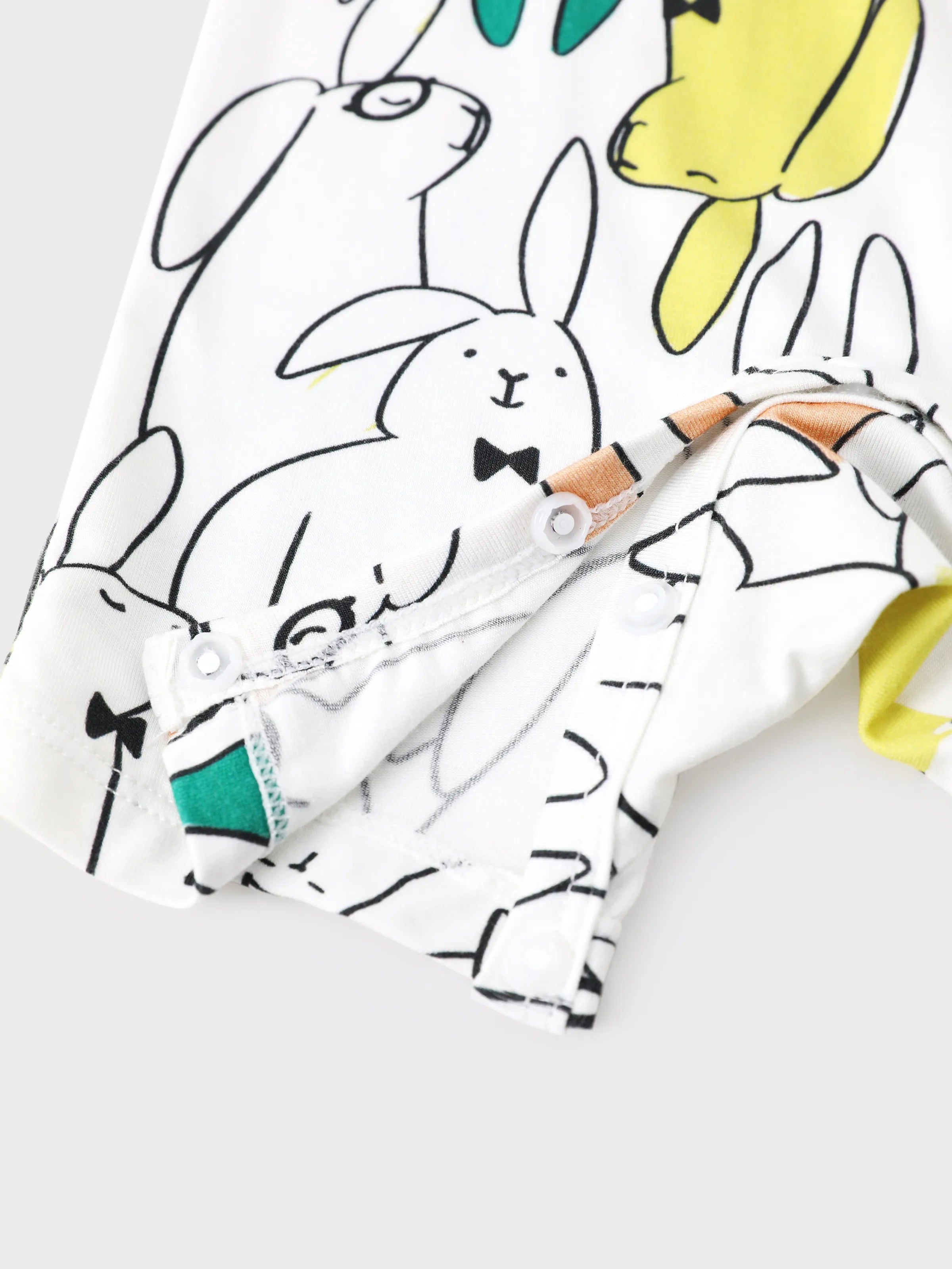 Bamboo Family Pajamas Rabbit Print Short-sleeve Matching Pajama Set (Snug-Fitting for Children) White