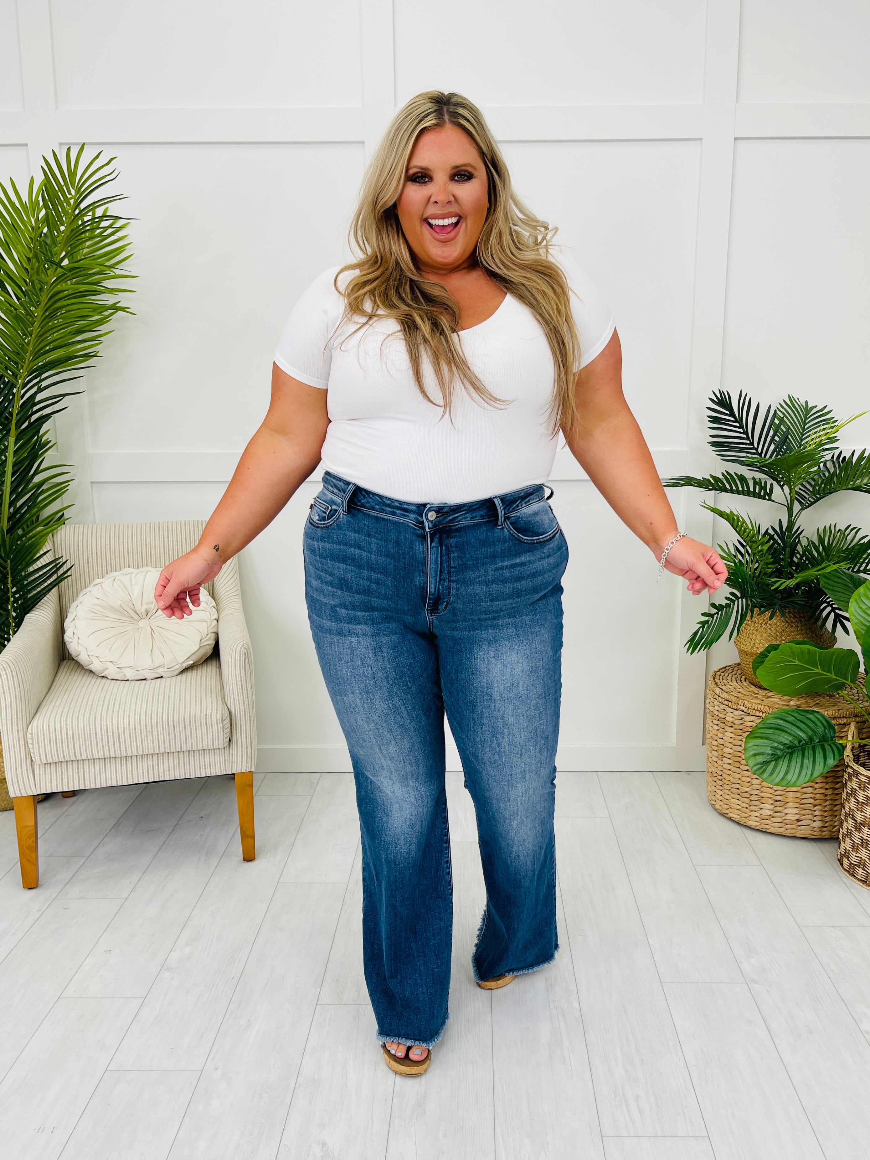 Judy Blue Fade Into You Flare Jeans