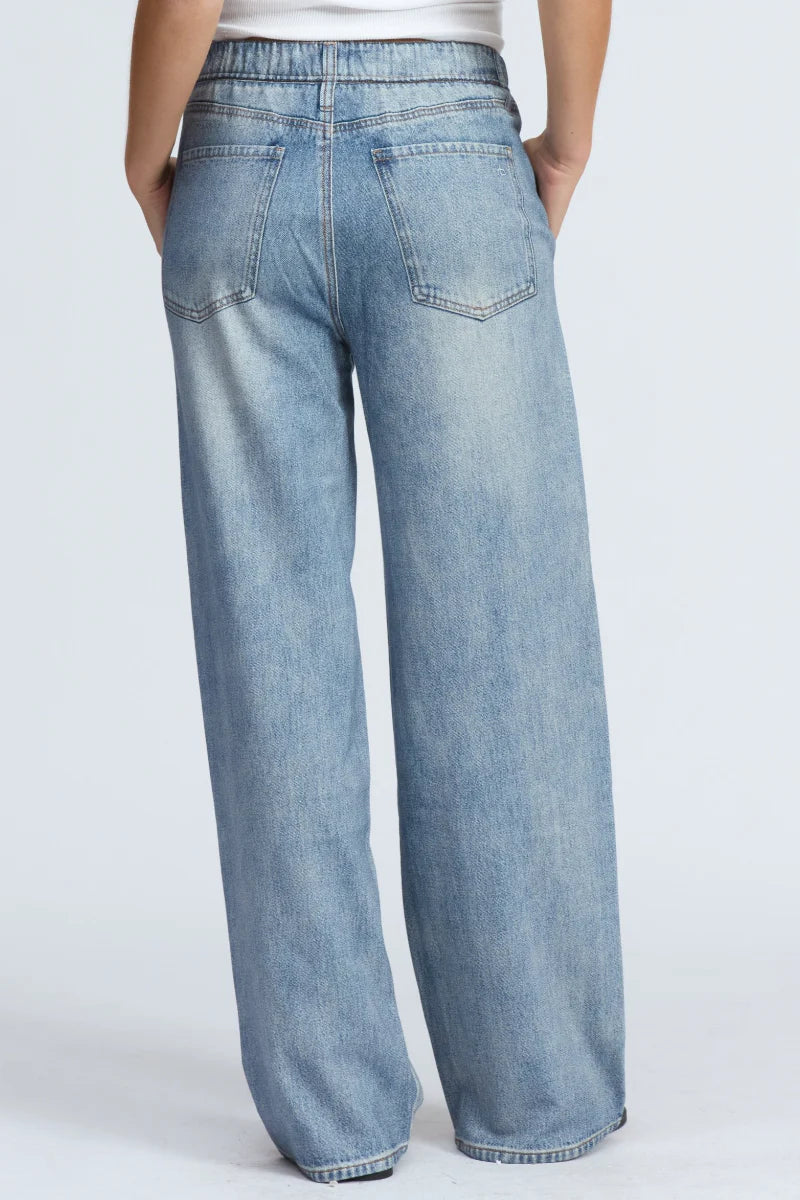 Womens Wash Vertical Pattern Casual Sweatpant Jean