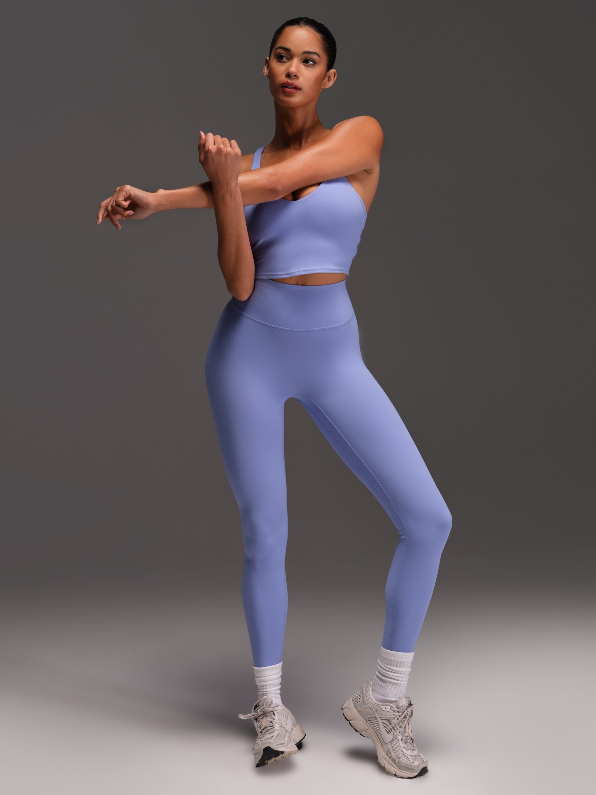 ComfrtCore™ V-Neck Crop Tank