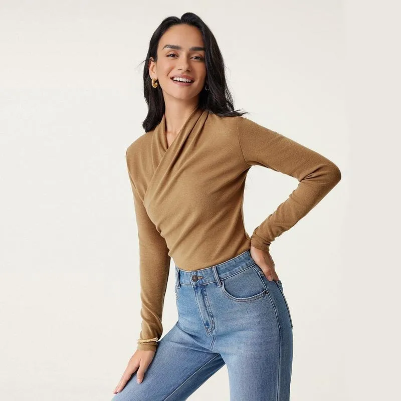 Women's cross-neck long-sleeved top