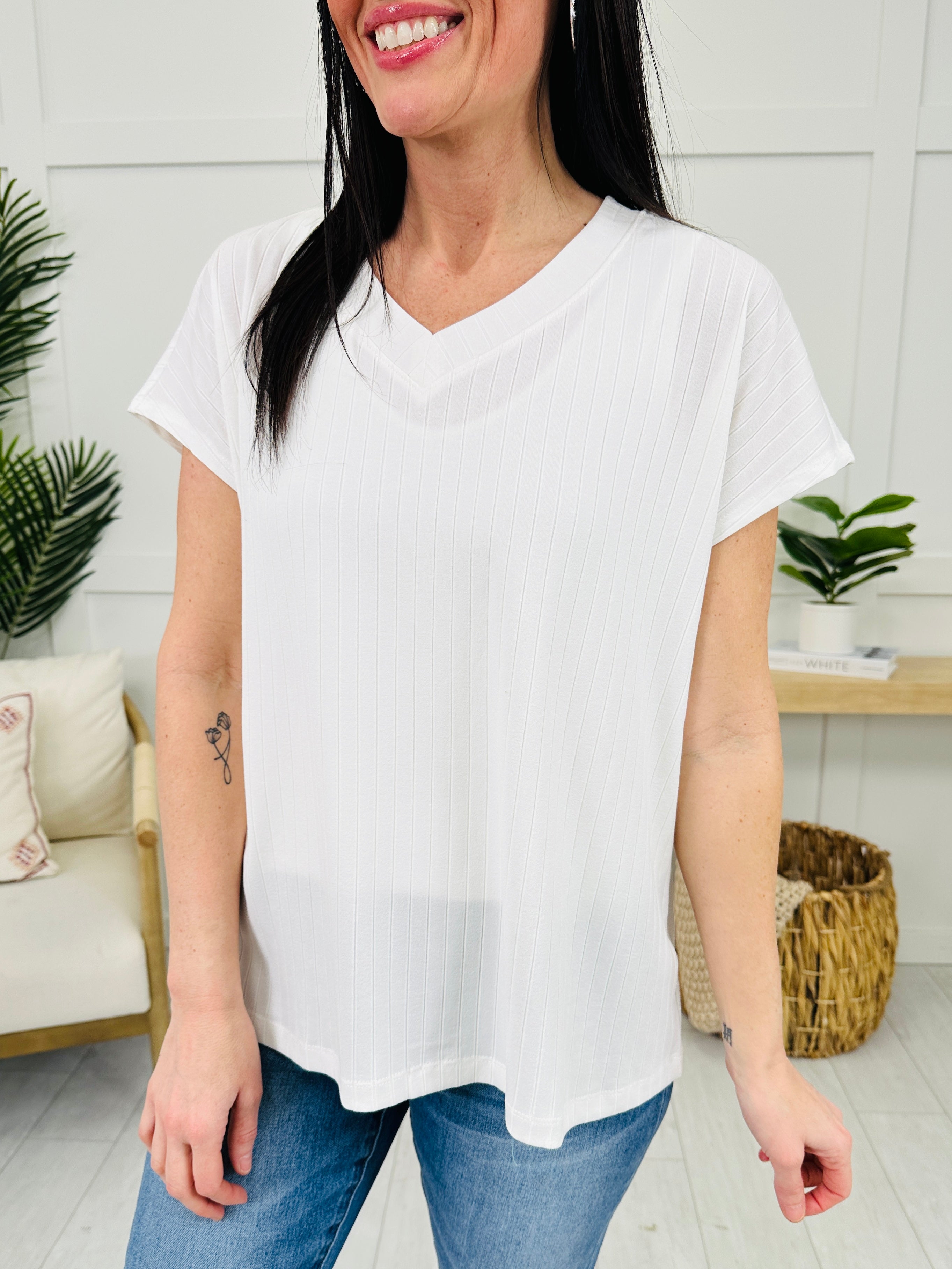 Stay Effortless Top- Multiple Colors!