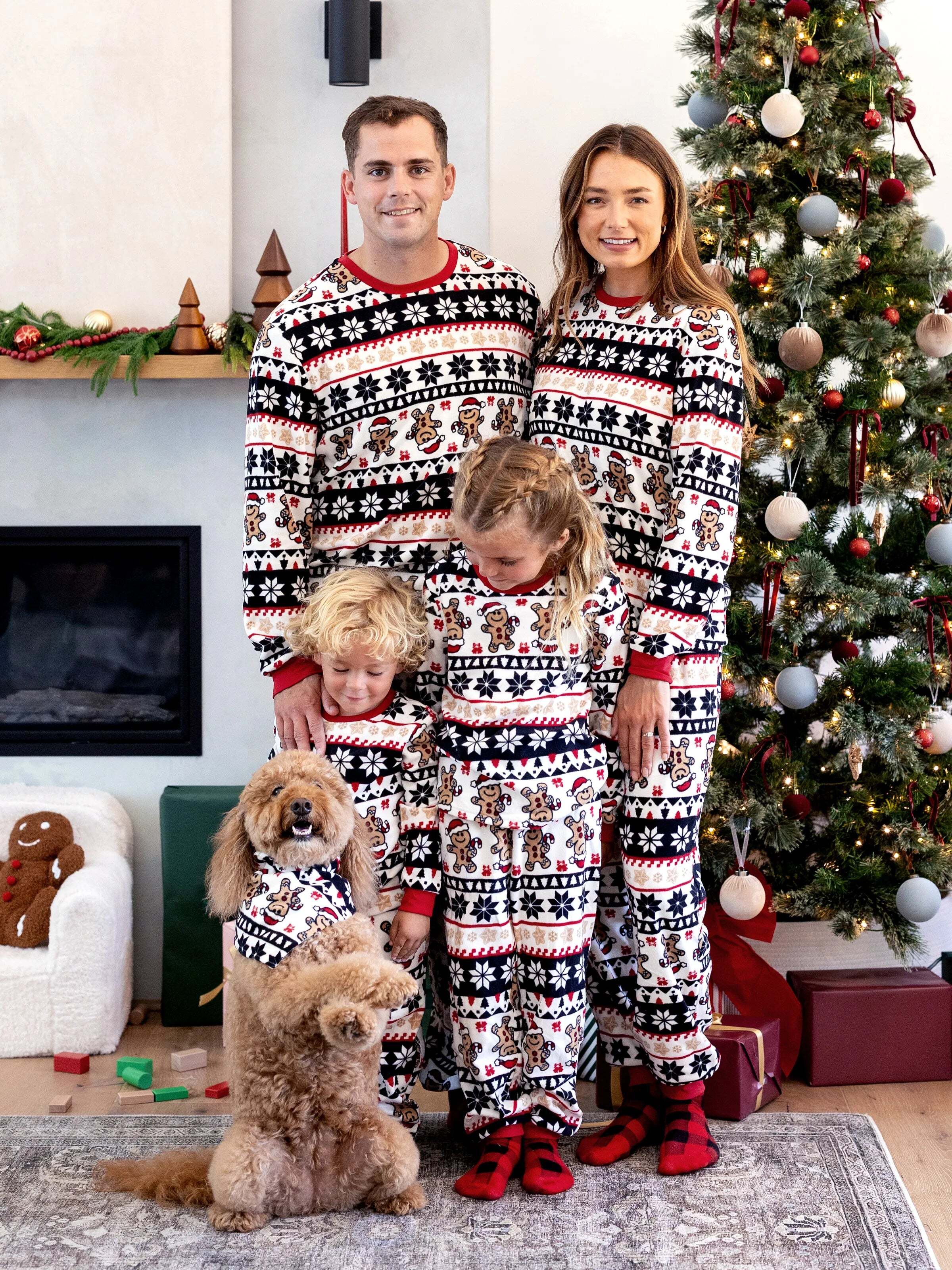Christmas Matching Family Fleece Pajamas Set Gingerbread and Snowflake Print PJS with Christmas Socks Red