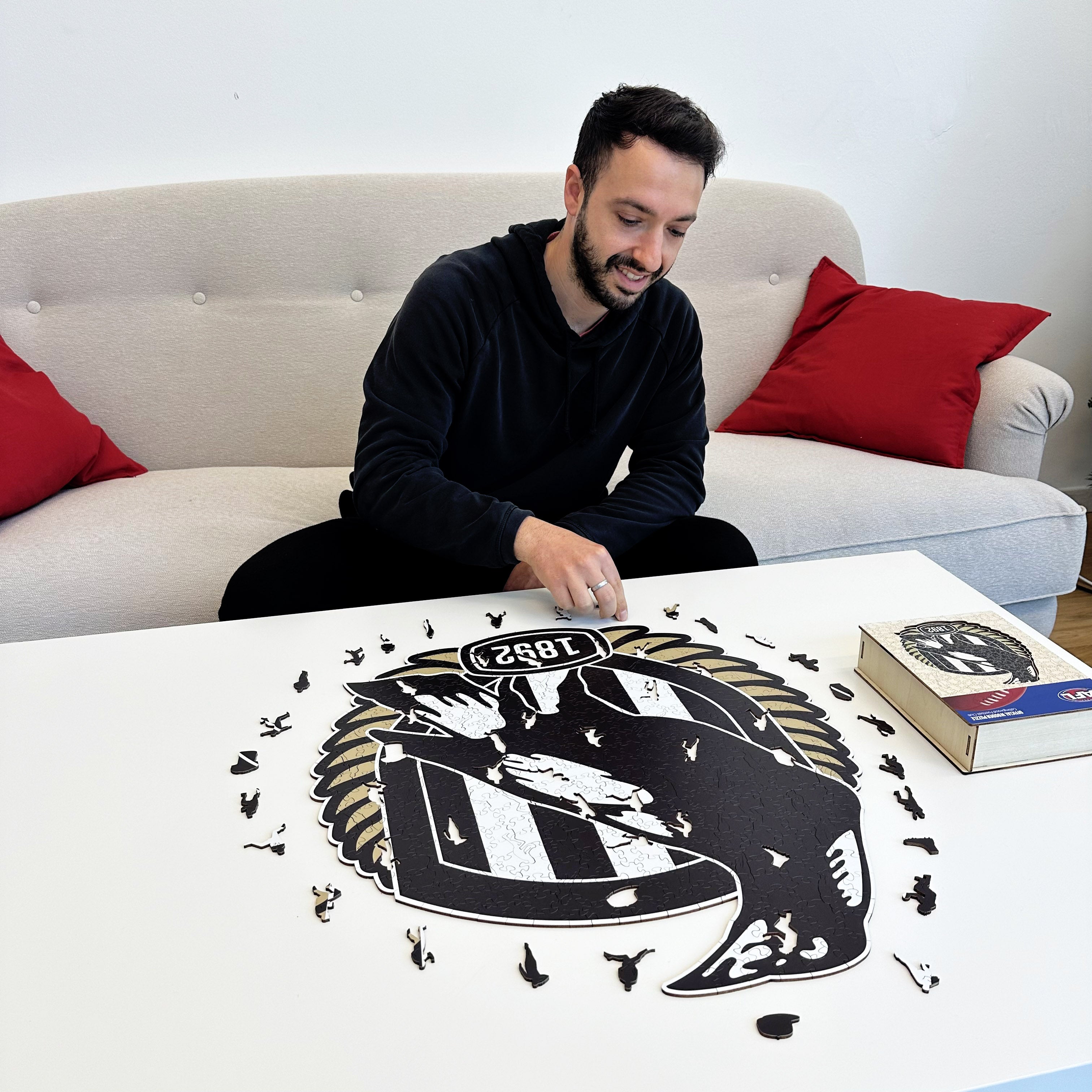 Collingwood FC Logo - Wooden Puzzle