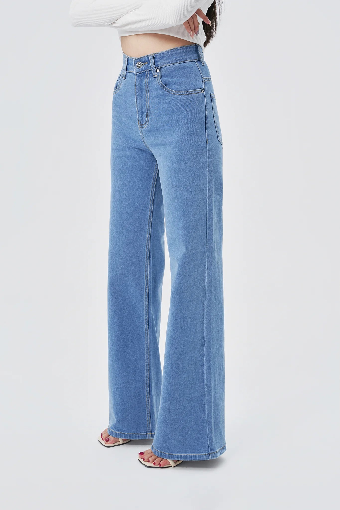 Wide Leg High Rise Jeans