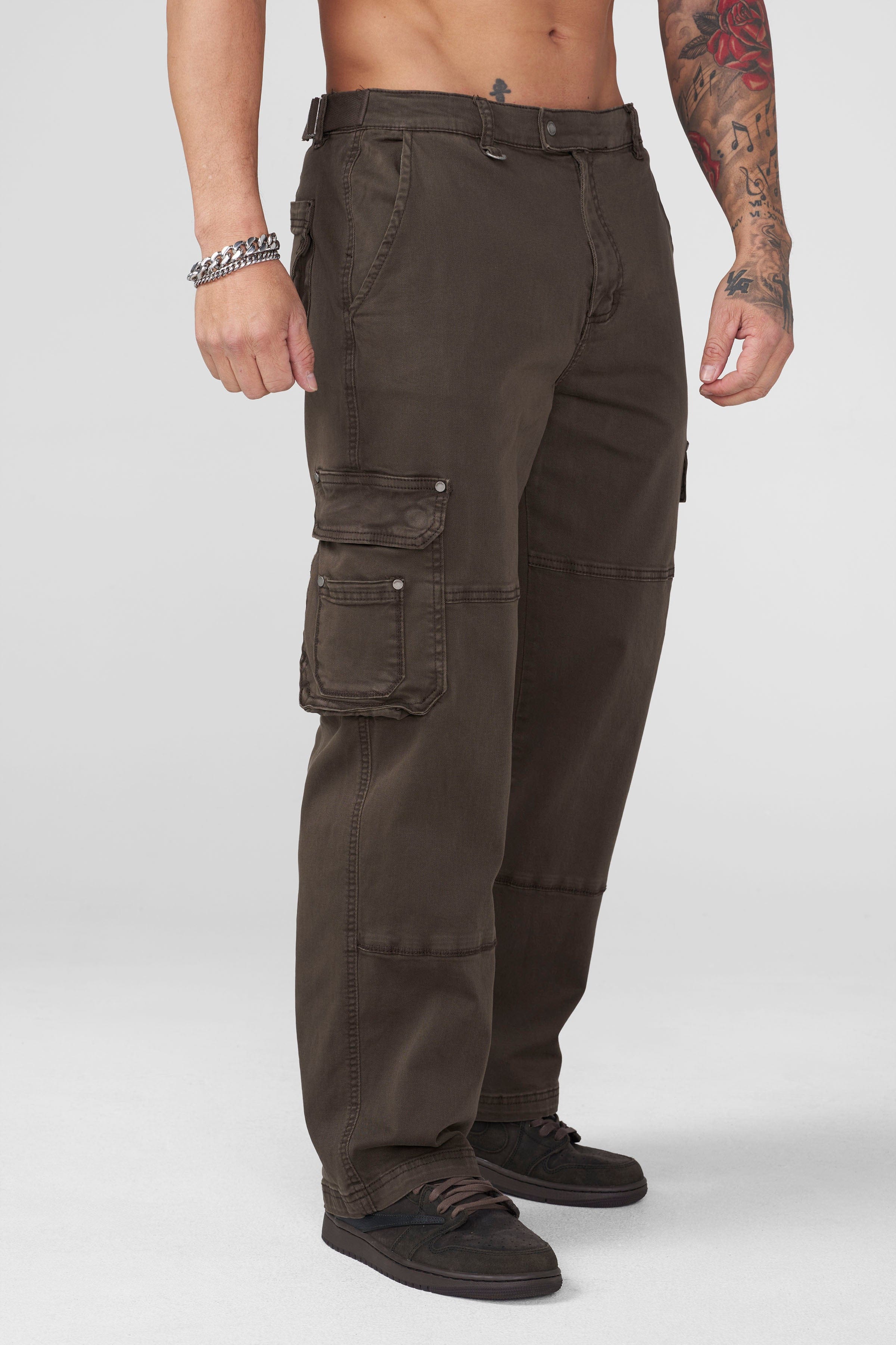 6032 - Old Money Twill Cargo Pants