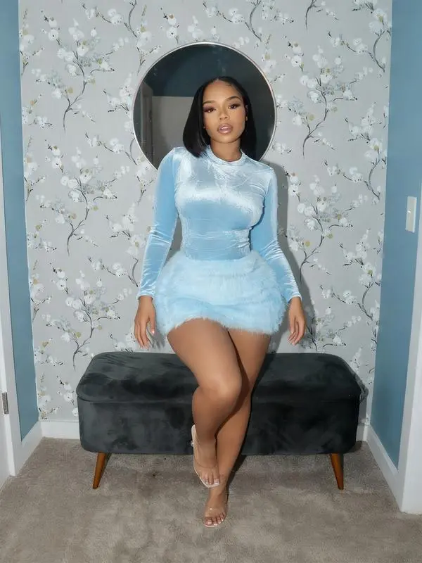 Women's Fashionable Autumn Winter Sexy Slim-Fit Jumpsuit Set, Plush Short Skirt Two-Piece, Stylish & Versatile Design